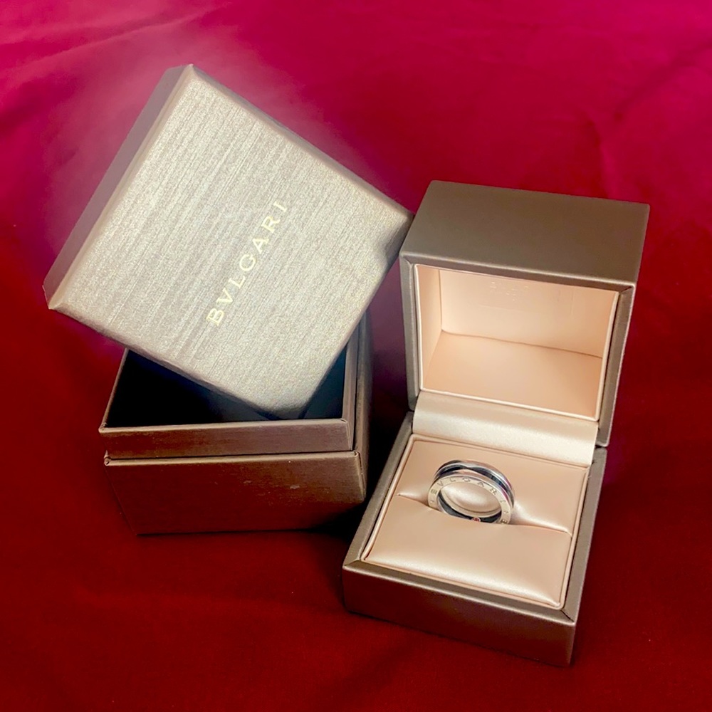 💯 authentic BVLGARI ring